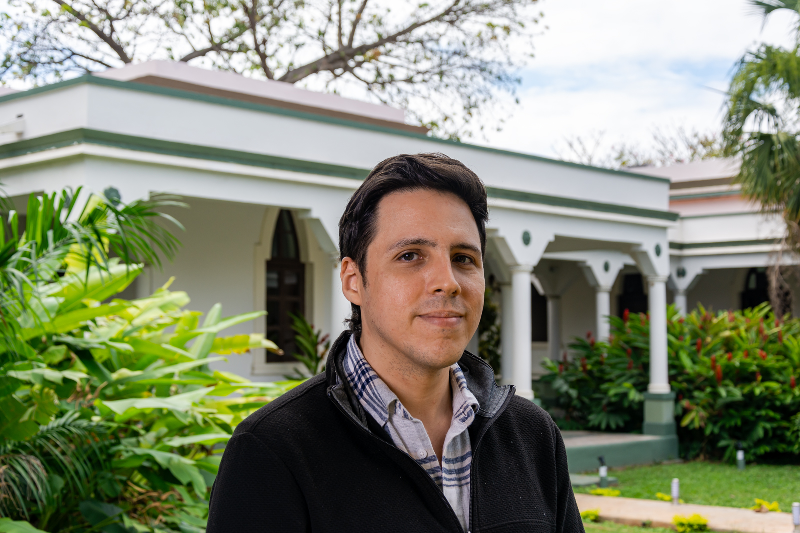 Dr. Rodrigo Alejandro Llanes Salazar