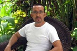 Dr. Fabio Flores Granados